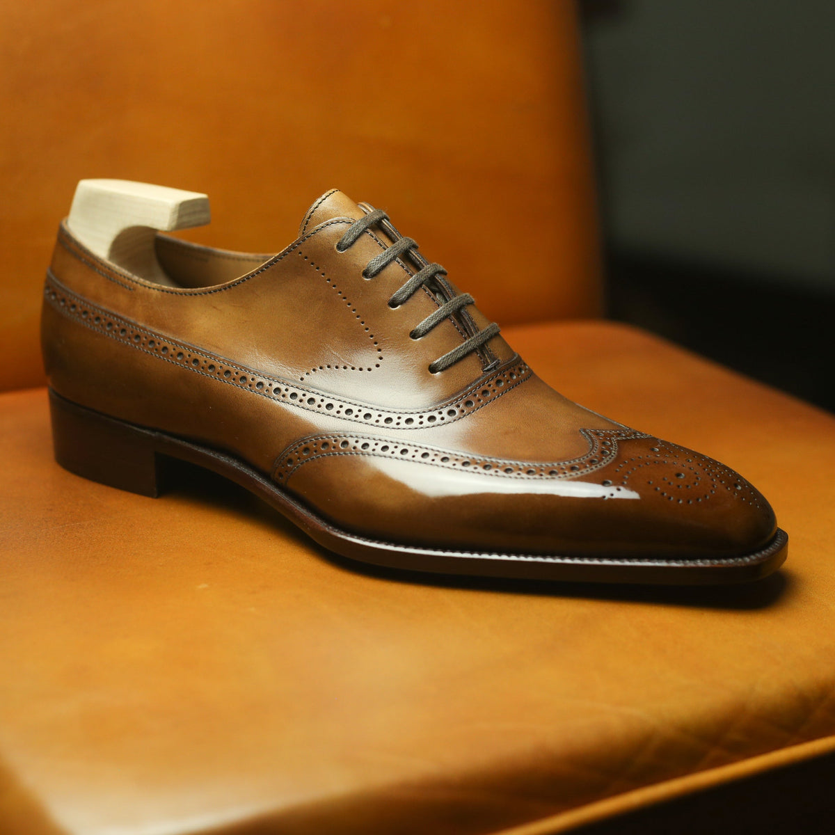Tan Leather Cedarain Brogue Wingtip Oxfords - Work Edition ITALIAN AW26